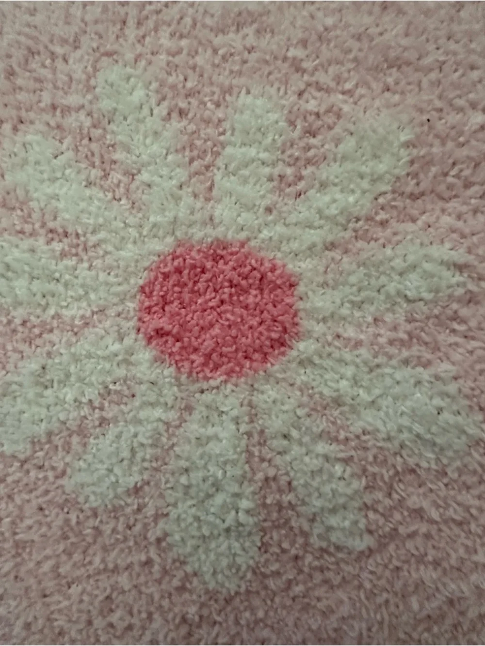 Martha Stewart Kid's Pink Daisy Soft Fluffy Fleece Double-sided Throw Blanket - Picture 3 of 10